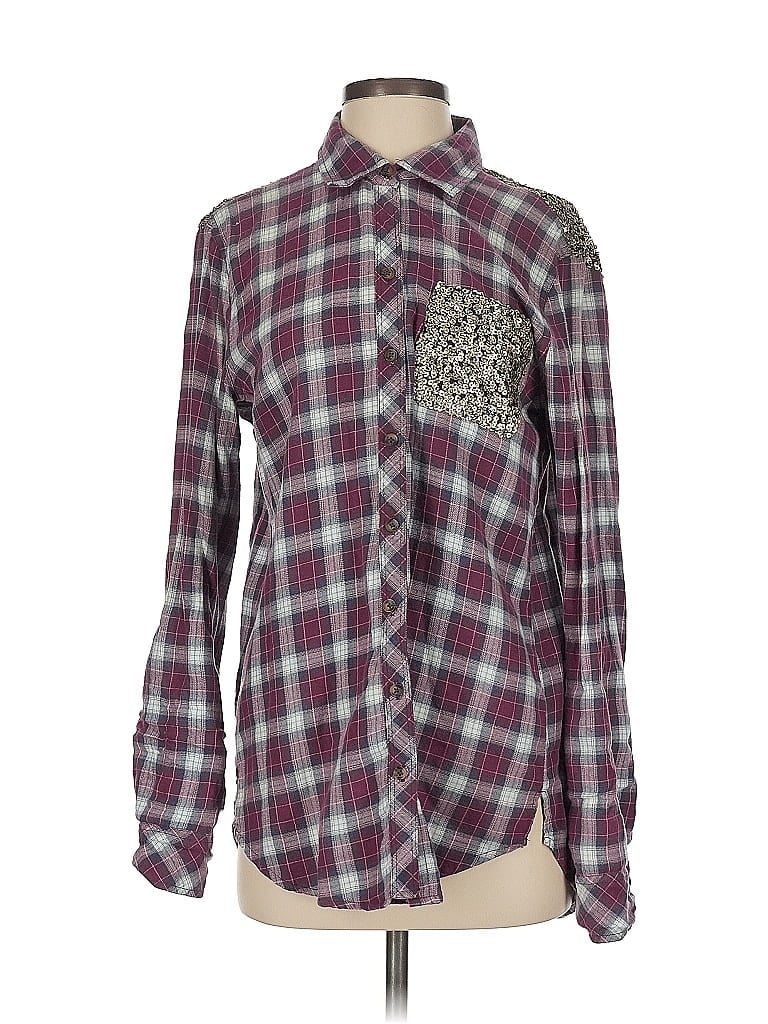 Click to view more detailed imagery on our partner's website Pre-owned Abercrombie & Fitch Long Sleeve Button Down Shirt In Burgundy