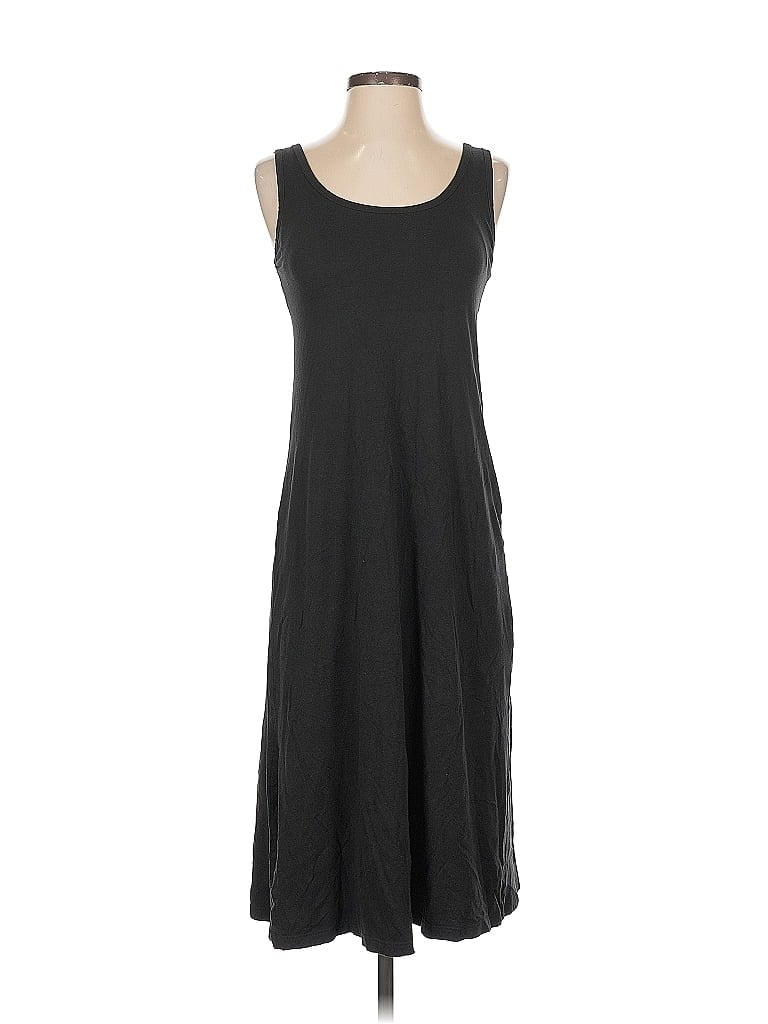 Click to view more detailed imagery on our partner's website Pre-owned Uniqlo Casual Dress In Black