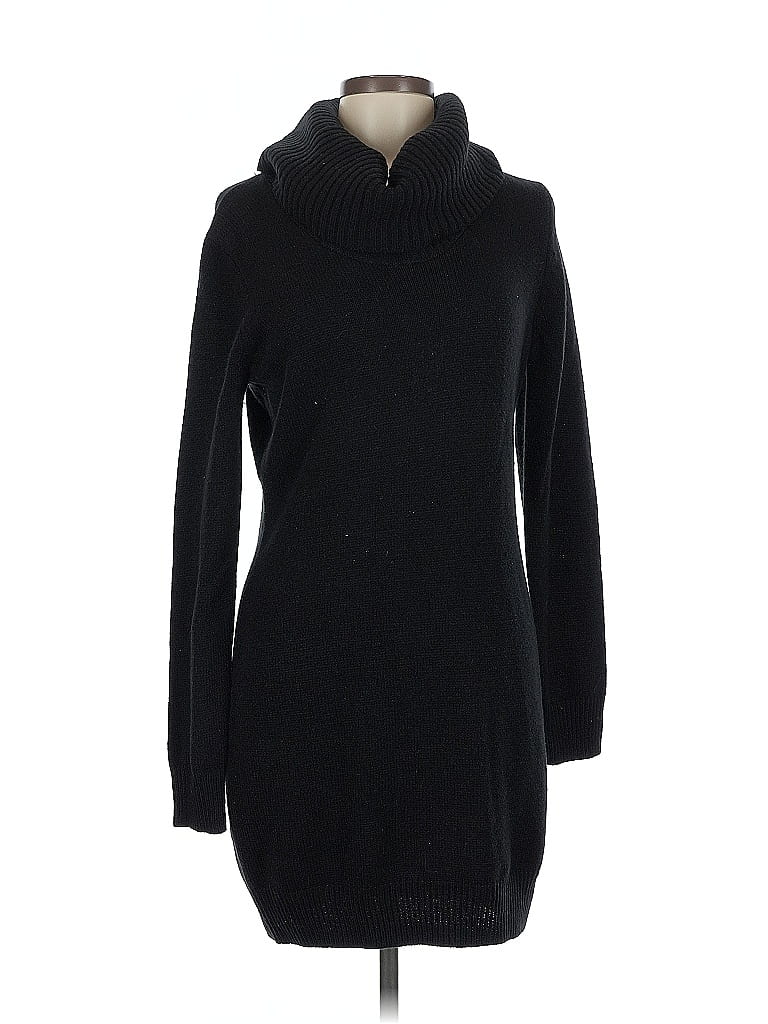 Pre-owned H&m Casual Dress In Black