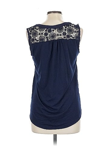 Perseption Concept Sleeveless Button-Down Shirt (view 2)