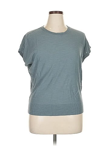 Ann Taylor LOFT Outlet Short Sleeve T-Shirt (view 1)