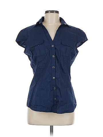 New York & Company Sleeveless Button-Down Shirt (view 1)
