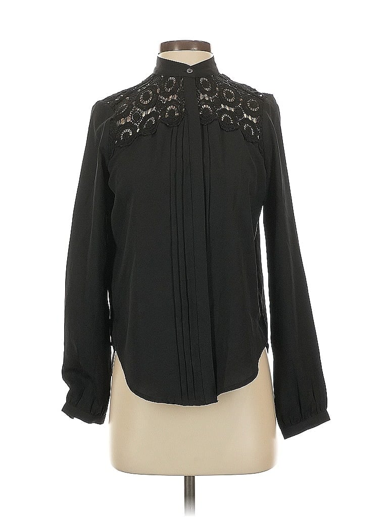 Click to view more detailed imagery on our partner's website Pre-owned Abercrombie & Fitch Long Sleeve Blouse In Black