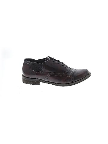 Crown Vintage Flats (view 1)