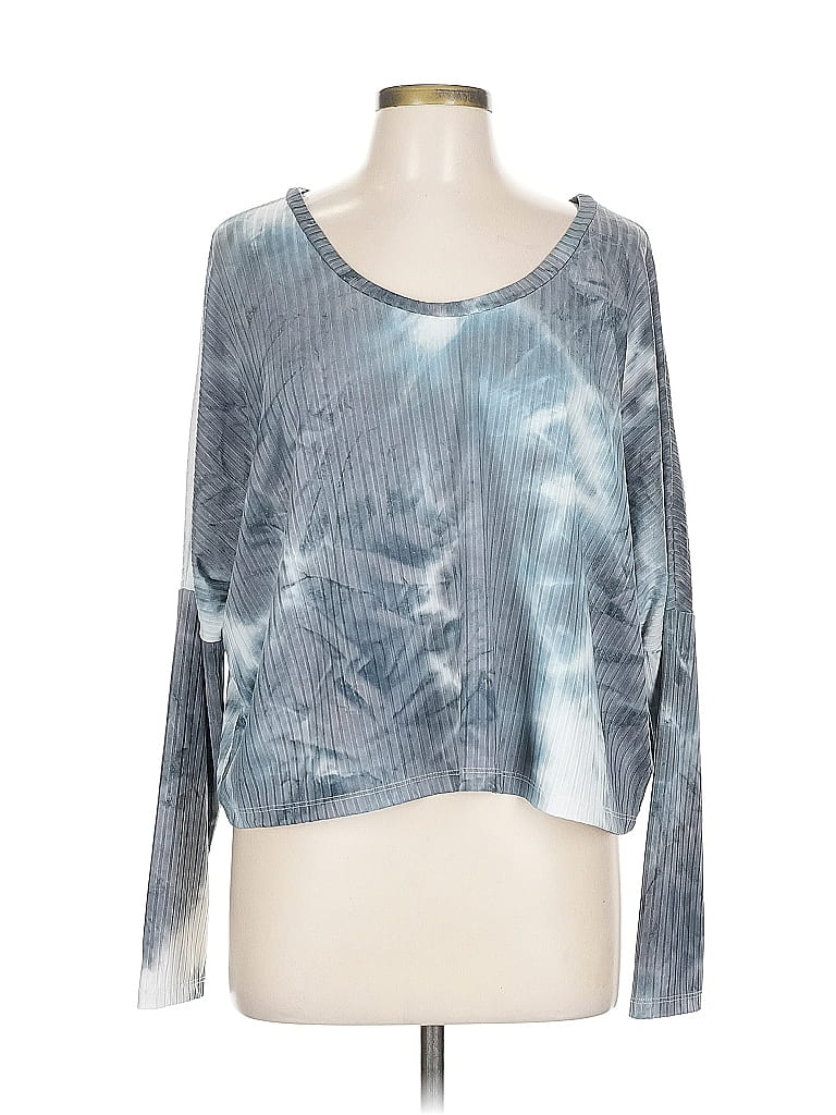 Click to view more detailed imagery on our partner's website Pre-owned Hyfve Long Sleeve Top Silver Scoop Neck Tops