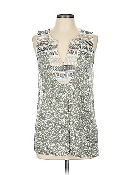 Tiny Sleeveless Blouse