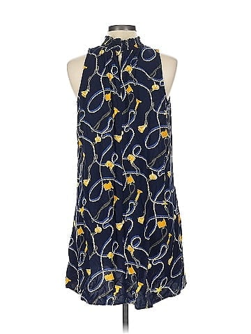 Crown & Ivy Casual Dress (view 2)