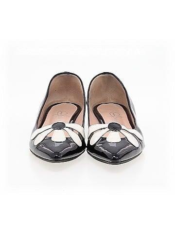 Jennifer Tattanelli Flats (view 2)