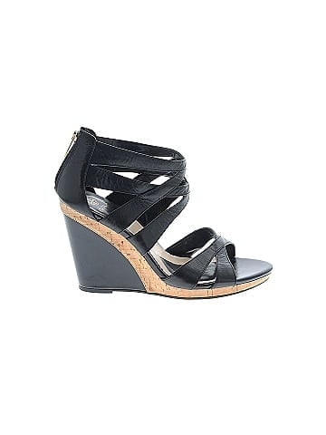Isola Wedges (view 1)