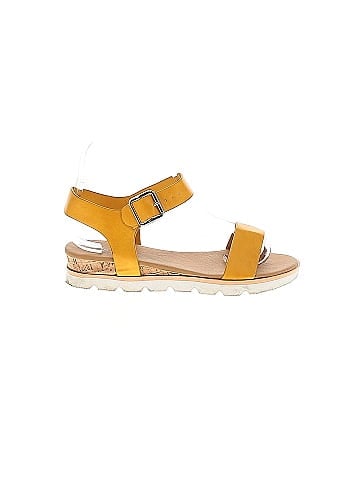 Bamboo Sandals (view 1)