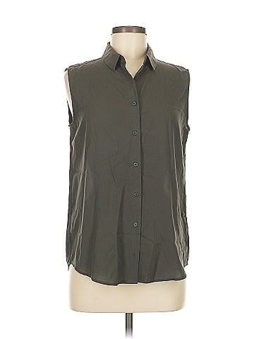 Uniqlo Sleeveless Button-Down Shirt (view 1)