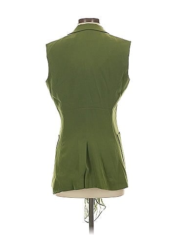 Elizabeth and James Vest (view 2)