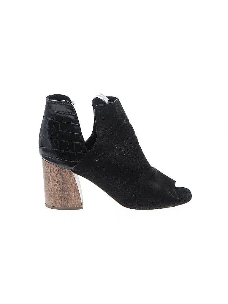 Click to view more detailed imagery on our partner's website Pre-owned Splendid Sandals In Black