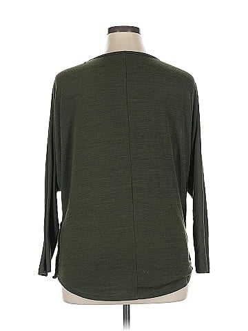 Pink Clover 3/4 Sleeve Top (view 2)