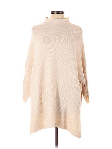 Kerisma Poncho (view 1)