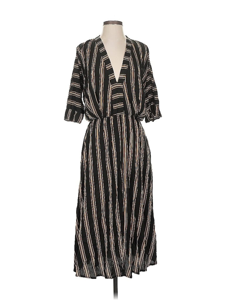 Pre-owned Aura Casual Dress In Brown