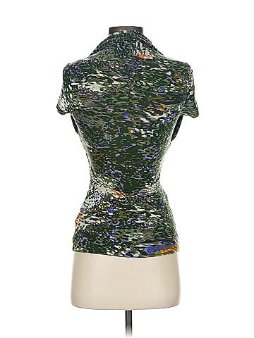 Jennifer Lopez Short Sleeve Top (view 2)