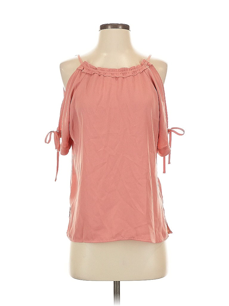Click to view more detailed imagery on our partner's website Pre-owned New York And Company Sleeveless Blouse In Pink
