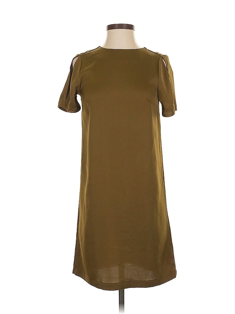 Click to view more detailed imagery on our partner's website Pre-owned H&m Casual Dress In Green