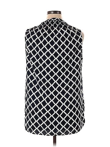 Betsey's Boutique Shop Sleeveless Blouse (view 2)