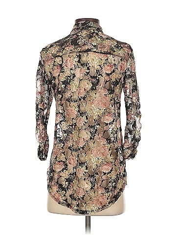 Eyeshadow 3/4 Sleeve Blouse (view 2)