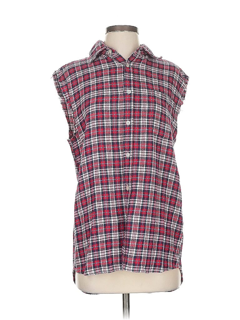 Click to view more detailed imagery on our partner's website Pre-owned Aqua Sleeveless Button Down Shirt In Red