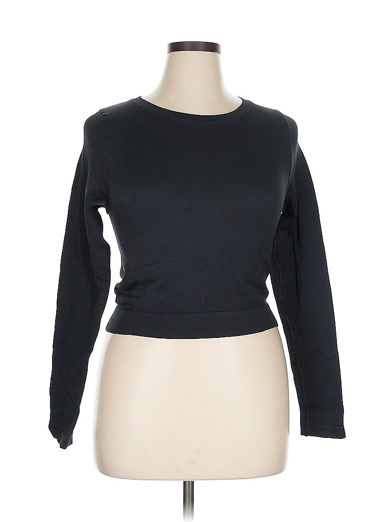 Pre-owned All In Motion Long Sleeve T-shirt In Black