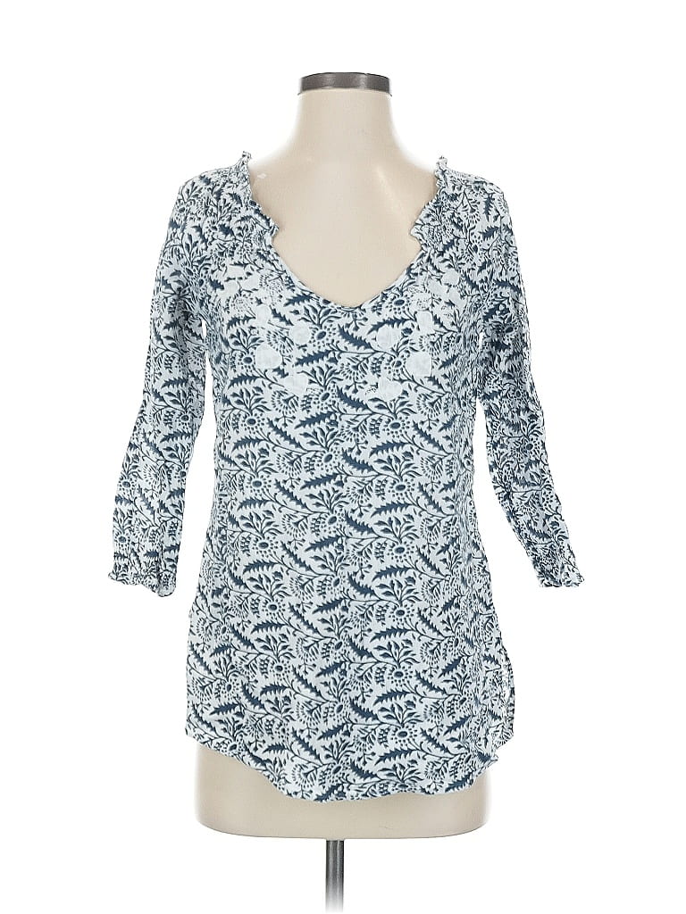 Click to view more detailed imagery on our partner's website Pre-owned Joie 3/4 Sleeve Top Blue V Neck Tops