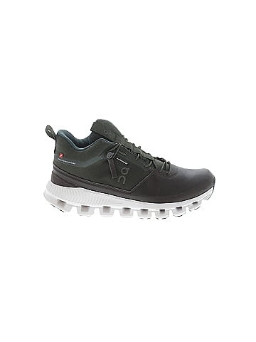 On Cloud Sneakers (view 1)