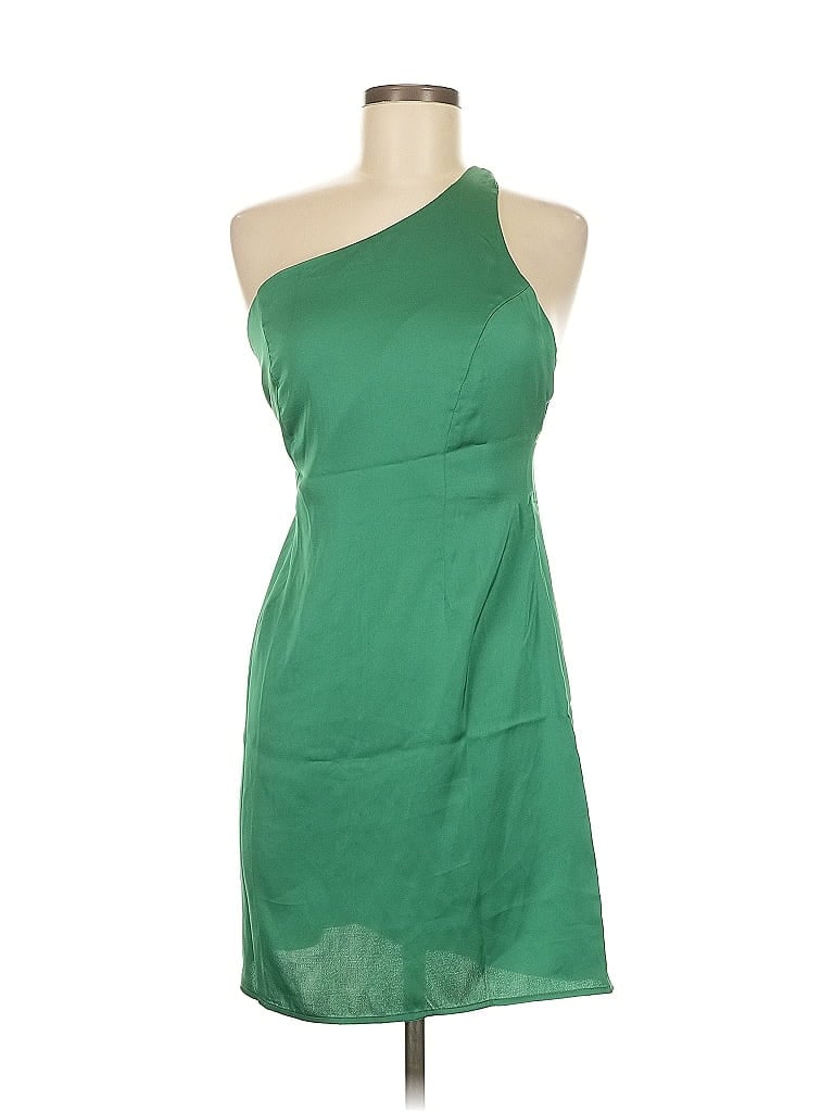 Click to view more detailed imagery on our partner's website Pre-owned Lola May Casual Dress In Green