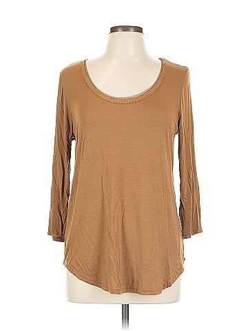 Bordeaux 3/4 Sleeve Top (view 1)