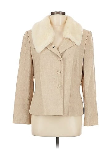 Minuet Coat (view 1)