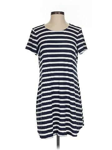 Crown & Ivy Casual Dress (view 1)