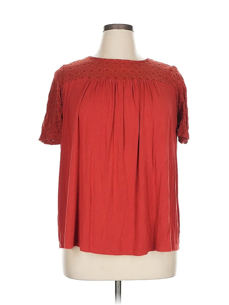 Pre-owned Torrid Short Sleeve Blouse In Red
