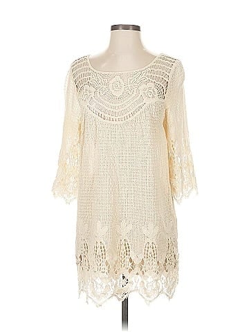 XCVI Poncho (view 1)