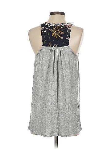 Tiny Sleeveless Blouse (view 2)