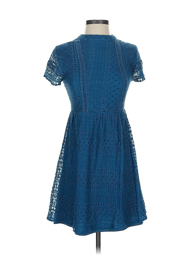 Click to view more detailed imagery on our partner's website Pre-owned Francesca's Casual Dress In Blue
