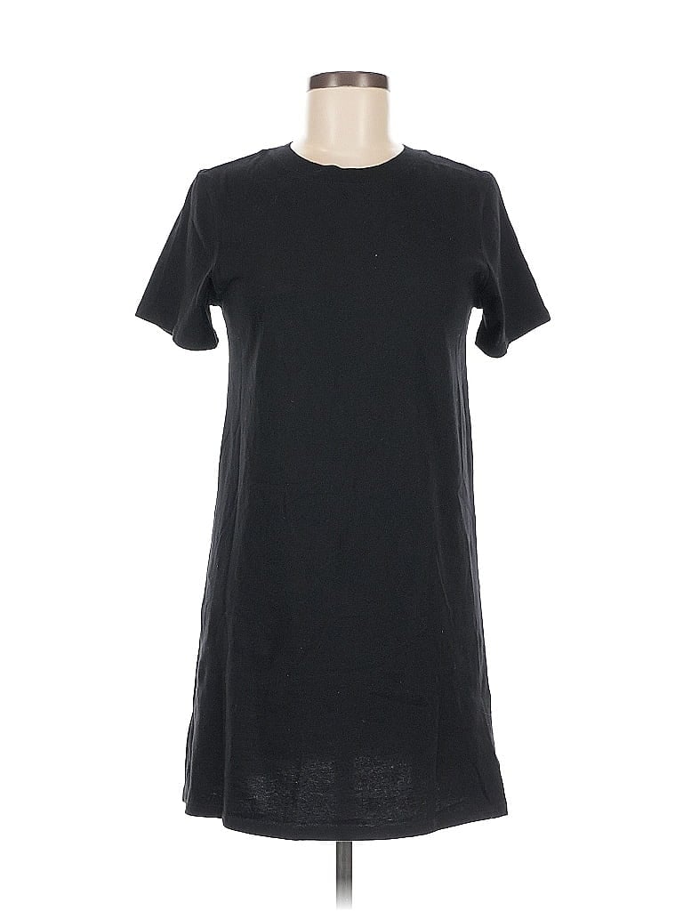 Pre-owned Old Navy Casual Dress In Black
