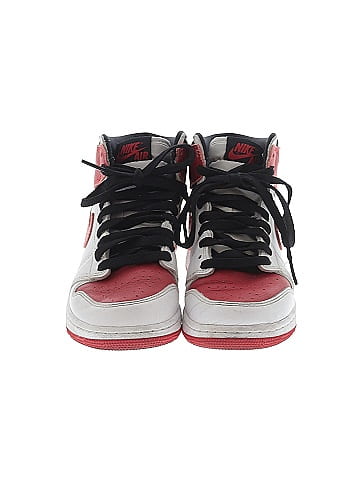 Air Jordan Sneakers (view 2)