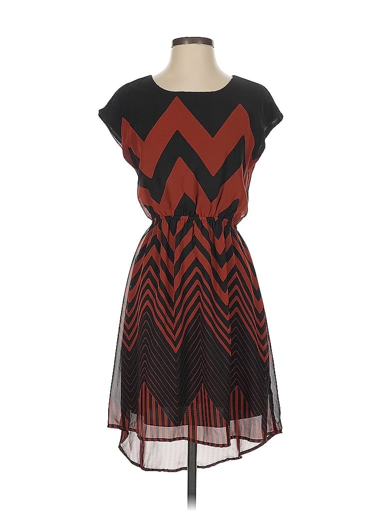 Pre-owned Everly Cocktail Dress In Burgundy
