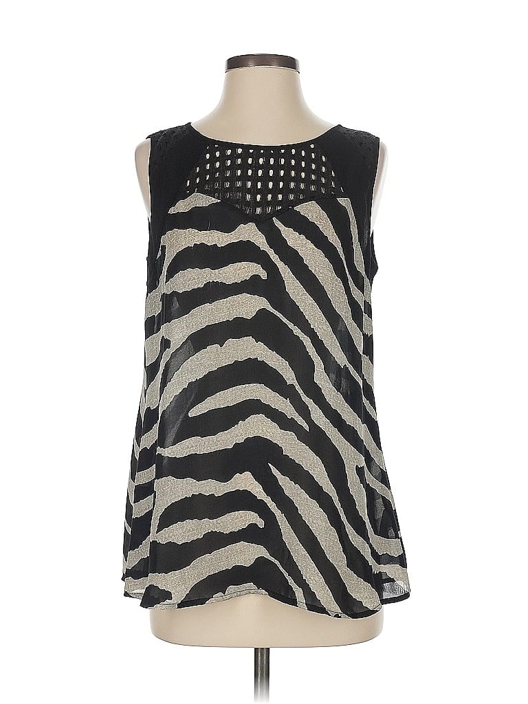 Pre-owned Cabi Sleeveless Blouse In Black