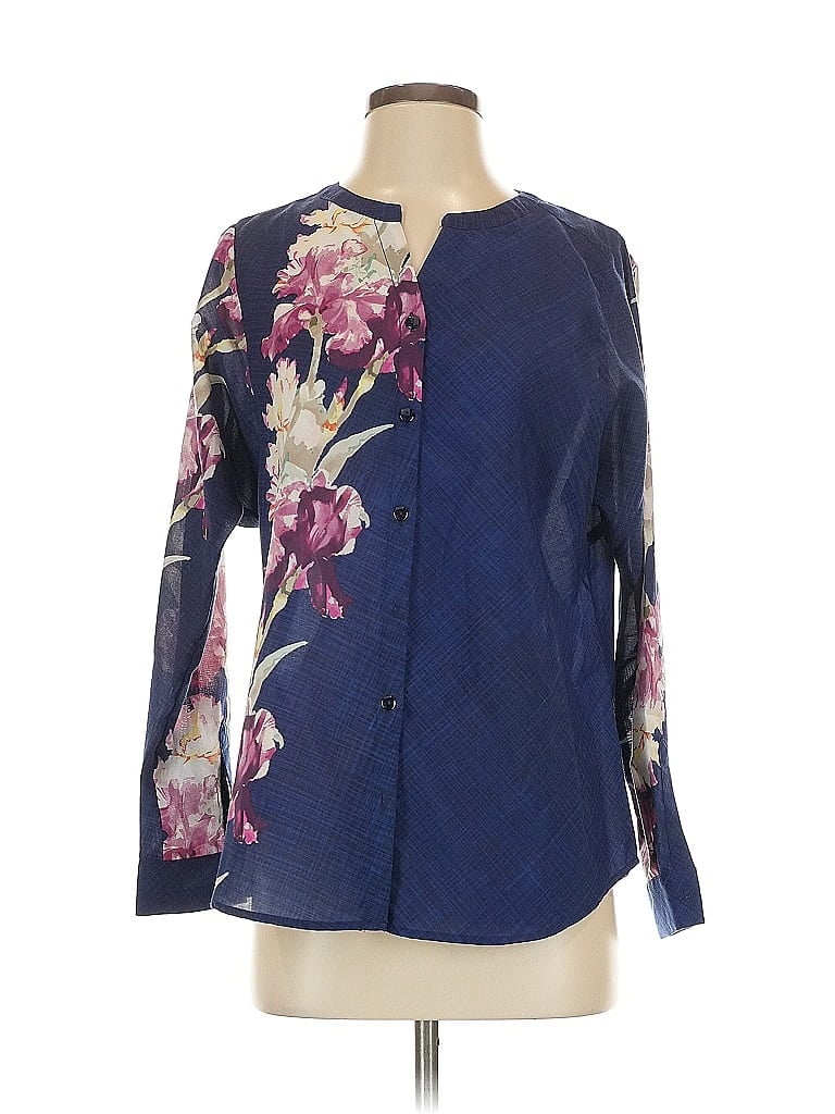 Click to view more detailed imagery on our partner's website Pre-owned Chico's Long Sleeve Blouse In Blue