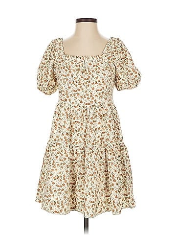 Sadie & Sage Casual Dress (view 1)