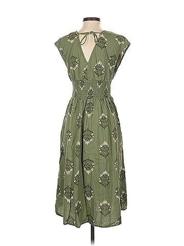 Old Navy Casual Dress (view 2)