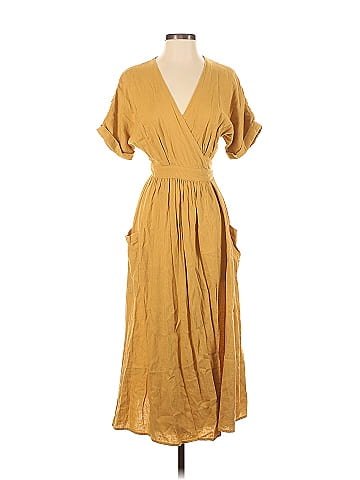 Urban Outfitters Casual Dress (view 1)