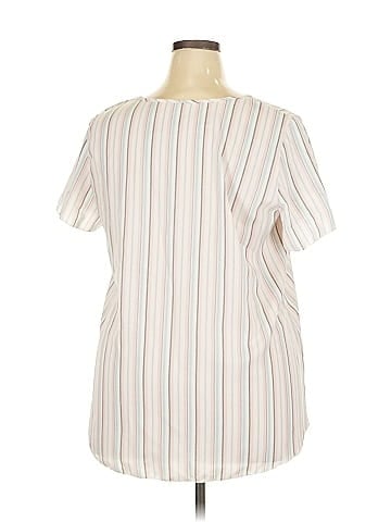 Acting Pro Short Sleeve T-Shirt (view 2)