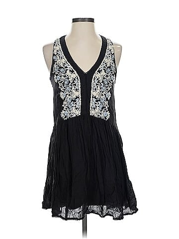 Ecote Sleeveless Blouse (view 1)