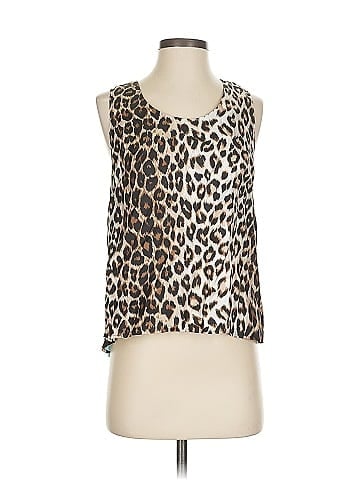 La Prestic Ouiston Sleeveless Top (view 1)