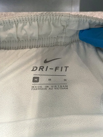 Nike Solid White Athletic Shorts Size M