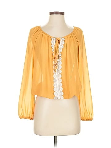 XOXO 3/4 Sleeve Blouse (view 1)
